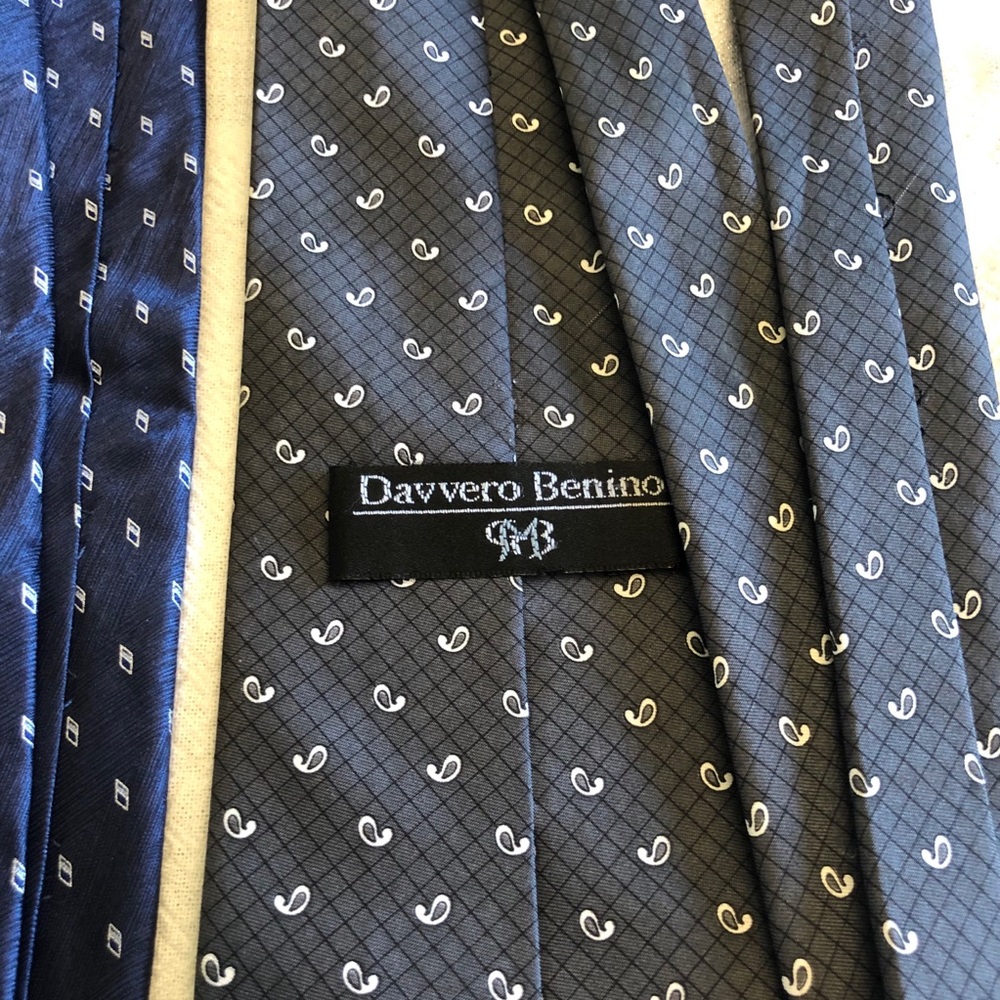 Two Patterned Ties - Picture 6 of 7